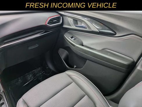 Used 2023 Chevrolet TrailBlazer RS w/ Sun and Liftgate Package FWD image 15