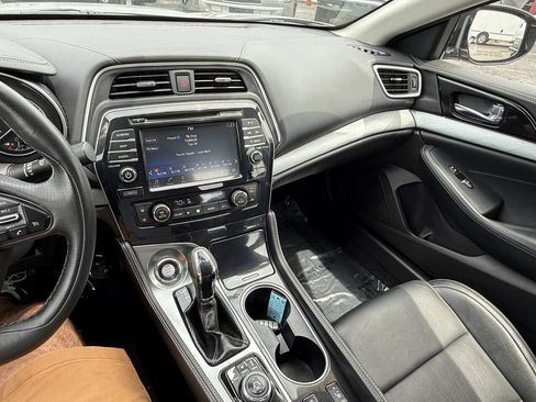 Used 2016 Nissan Maxima 3.5 SV FWD image 12