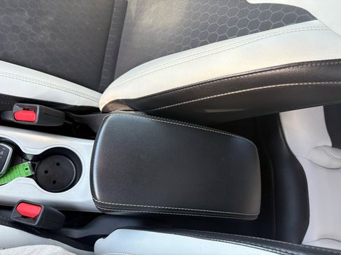 Used 2018 Jeep Compass Latitude image 26