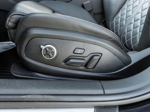 Used 2023 Audi S4 Premium Plus w/ Premium Plus Package image 30