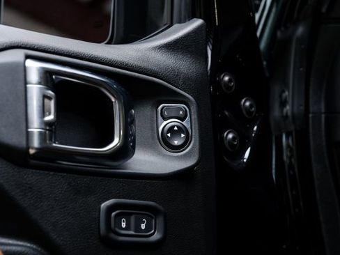 Used 2025 Jeep Gladiator Rubicon w/ Safety Group image 86