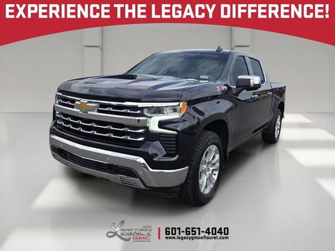 Used 2022 Chevrolet Silverado 1500 LTZ AWD/4WD image 1