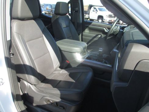 Used 2023 GMC Sierra 1500 SLT w/ SLT Premium Plus Package AWD/4WD image 25