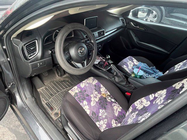Used 2015 MAZDA MAZDA3 i Touring FWD image 2