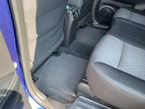Used 2019 Nissan Rogue SV AWD/4WD image 31