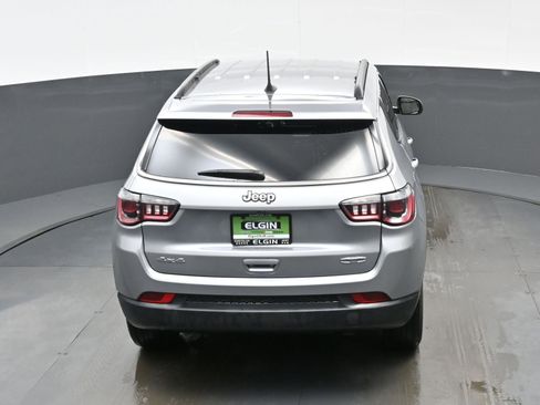 Used 2024 Jeep Compass Latitude image 36