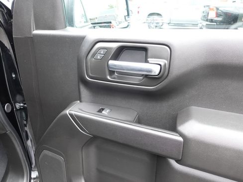 Used 2024 Chevrolet Silverado 1500 Custom AWD/4WD image 33