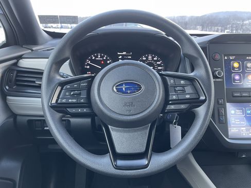 Certified 2025 Subaru Forester Base image 17