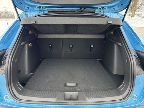 New 2026 Chevrolet Trax RS w/ Sunroof Package image 21