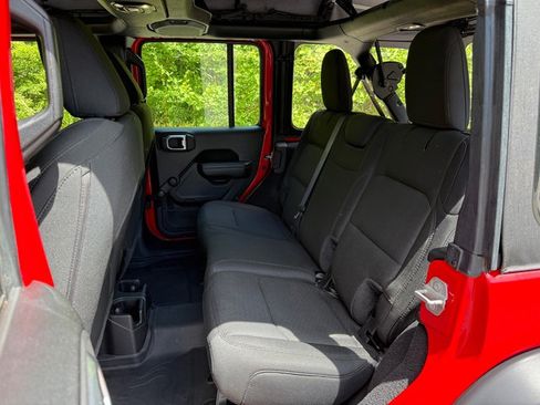 Used 2022 Jeep Wrangler Unlimited Sport AWD/4WD image 14