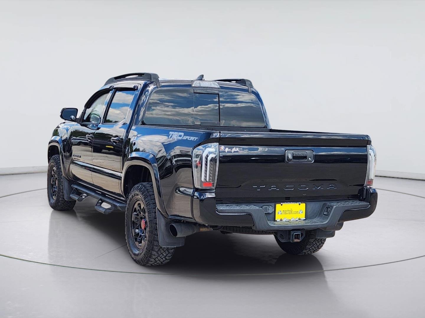 Used 2019 Toyota Tacoma TRD Sport RWD image 5