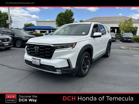 Certified 2025 Honda Pilot EX-L image 1