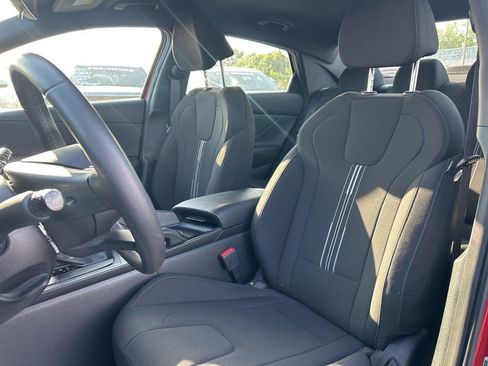 New 2025 Hyundai Elantra Sport FWD image 22