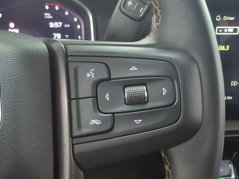 Used 2026 GMC Sierra 2500 AT4 w/ Technology Package AWD/4WD image 17