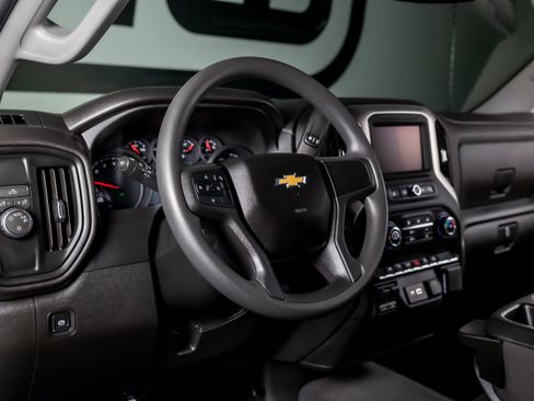 Used 2026 Chevrolet Silverado 1500 Custom RWD image 26