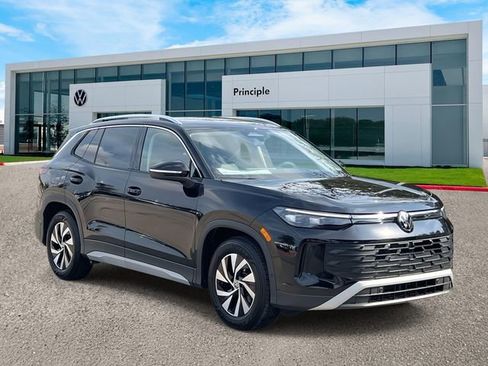 New 2026 Volkswagen Tiguan S FWD image 2