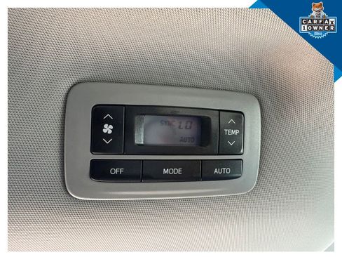 Used 2018 Toyota Sienna LE AWD/4WD image 26
