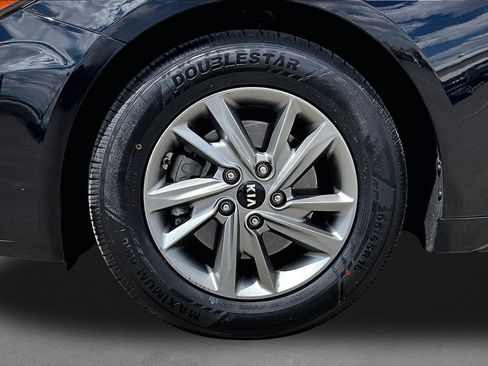Used 2019 Kia Optima LX FWD image 8