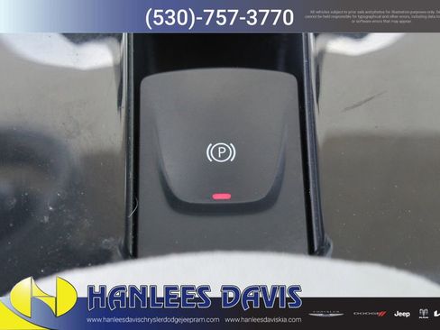 Used 2012 Nissan Leaf SV FWD image 16