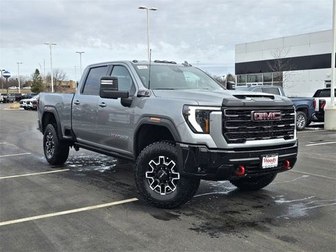 New 2026 GMC Sierra 2500 AT4X image 2