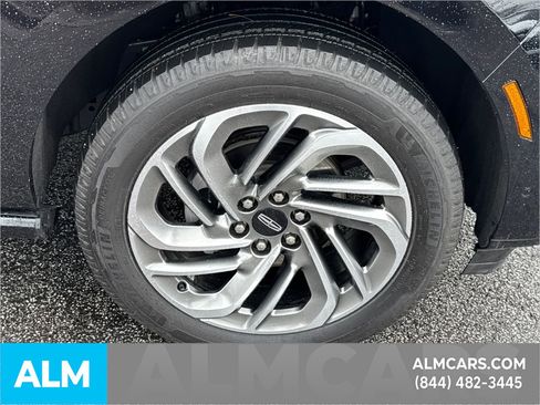 Used 2025 Lincoln Navigator L Reserve image 15