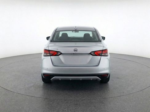 Used 2025 Nissan Versa SV FWD image 7
