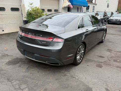 Used 2017 Lincoln MKZ Premiere FWD image 11