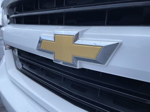 Used 2019 Chevrolet Silverado 1500 LT w/ All Star Edition image 28