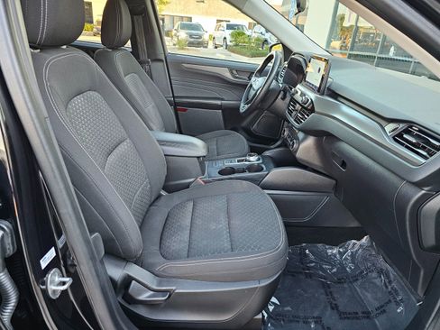 Used 2023 Ford Escape Active image 29