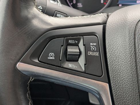 Used 2019 Buick Encore Sport Touring AWD/4WD image 19