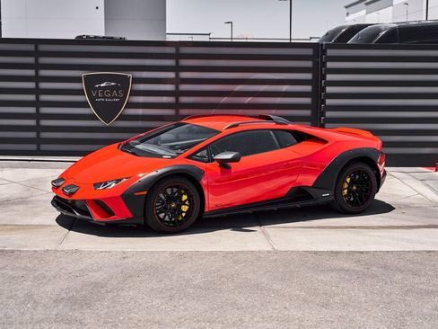 Used 2023 Lamborghini Huracan Sterrato AWD/4WD image 5