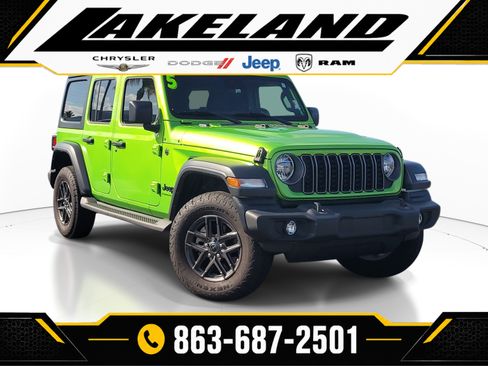 Used 2025 Jeep Wrangler Unlimited Sport AWD/4WD image 1