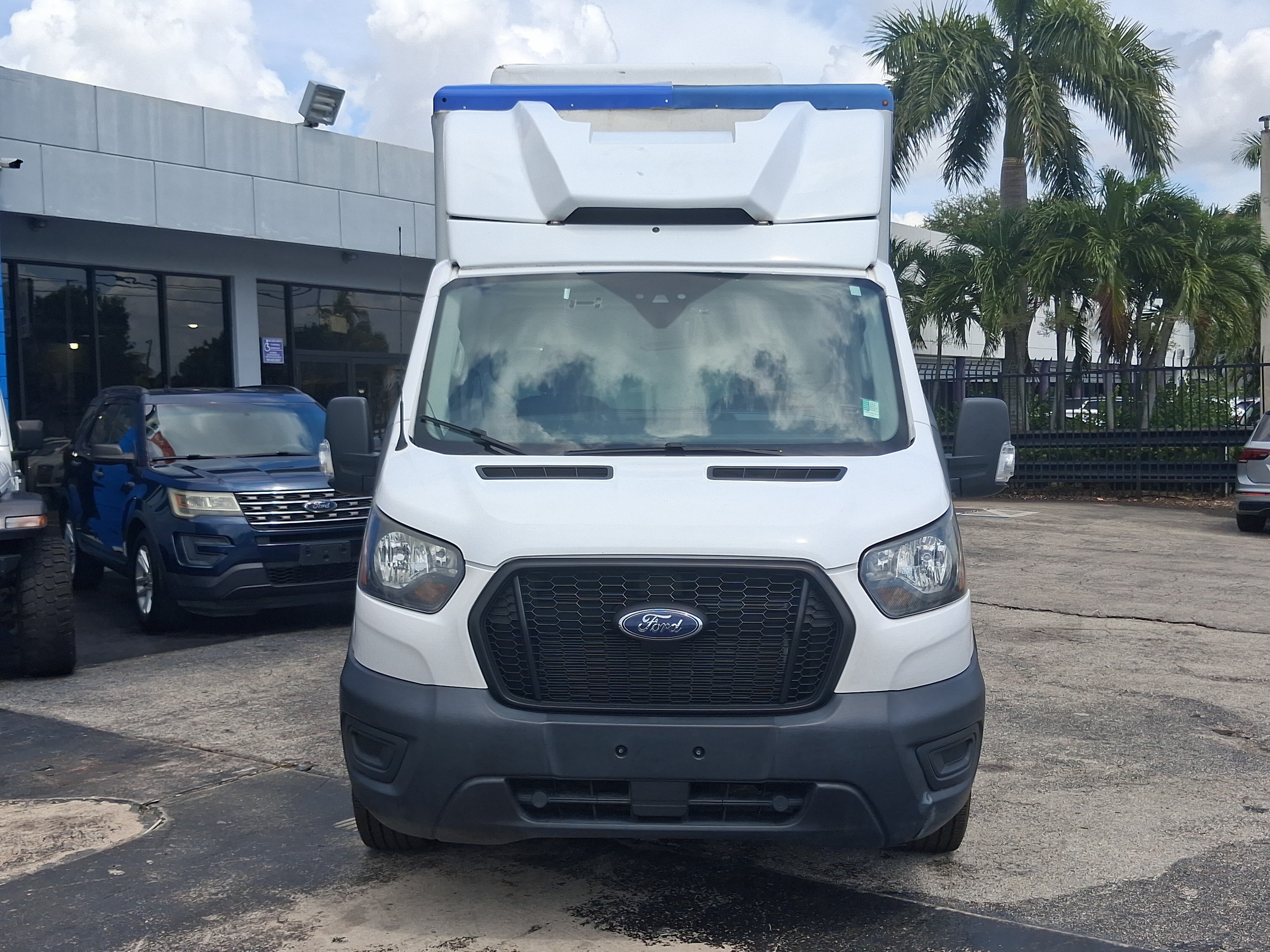 Used 2022 Ford Transit 350 w/ Upfitter Package RWD image 3
