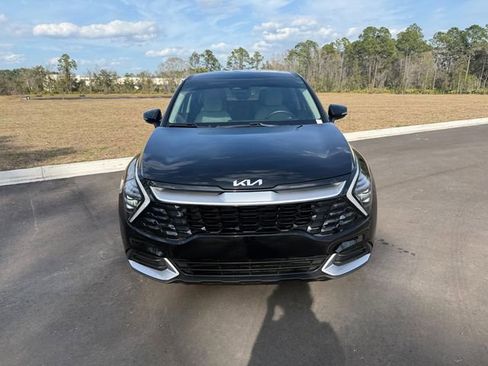 Used 2025 Kia Sportage EX image 12