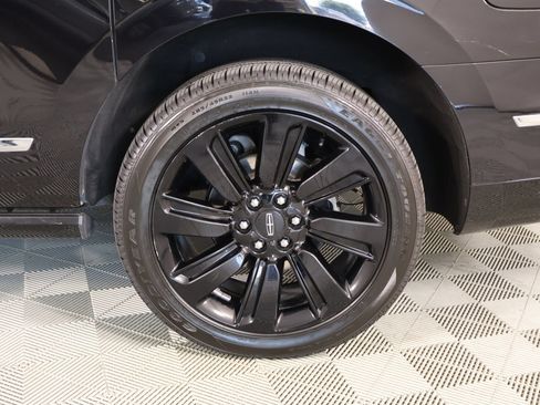 Used 2022 Lincoln Navigator L Reserve AWD/4WD image 21