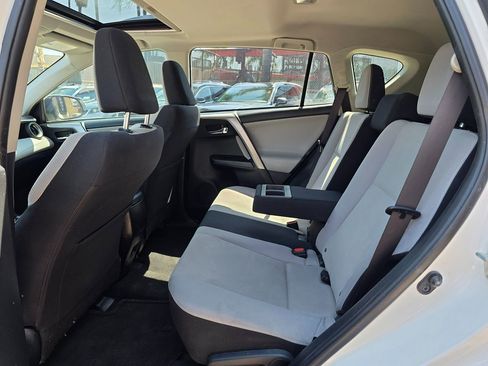 Used 2016 Toyota RAV4 XLE image 24