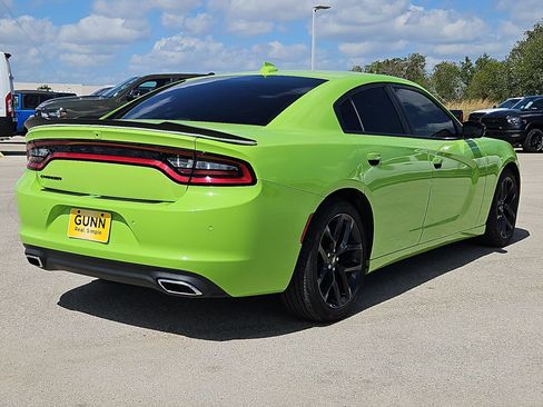 Used 2023 Dodge Charger SXT w/ Blacktop Package RWD image 3