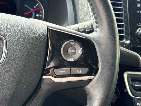 Used 2019 Honda Pilot Touring image 20