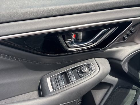 Certified 2025 Subaru Outback Touring AWD/4WD image 19