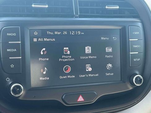 Used 2023 Kia Soul LX w/ LX Technology Package FWD image 30