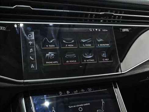 Used 2020 Audi Q7 3.0T Premium Plus w/ Premium Plus Package AWD/4WD image 15