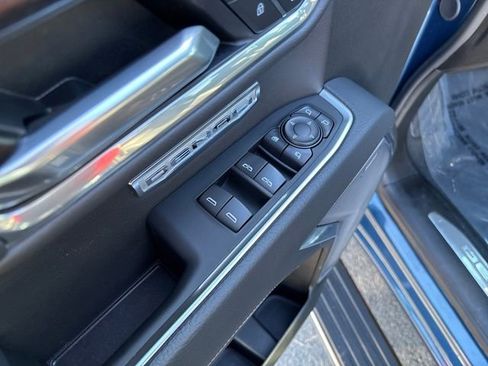 Used 2025 GMC Sierra 1500 Denali w/ Denali Reserve Package image 13