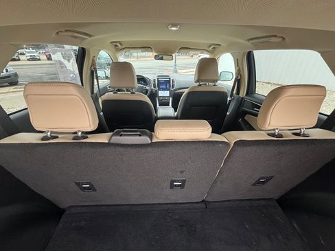 Certified 2024 Ford Edge SEL w/ Convenience Package image 7