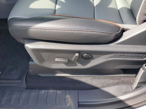 New 2025 Ford F150 Lariat w/ Equipment Group 501A Mid image 14