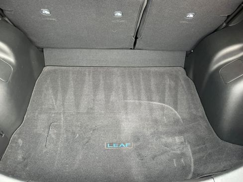 Used 2022 Nissan Leaf S image 15