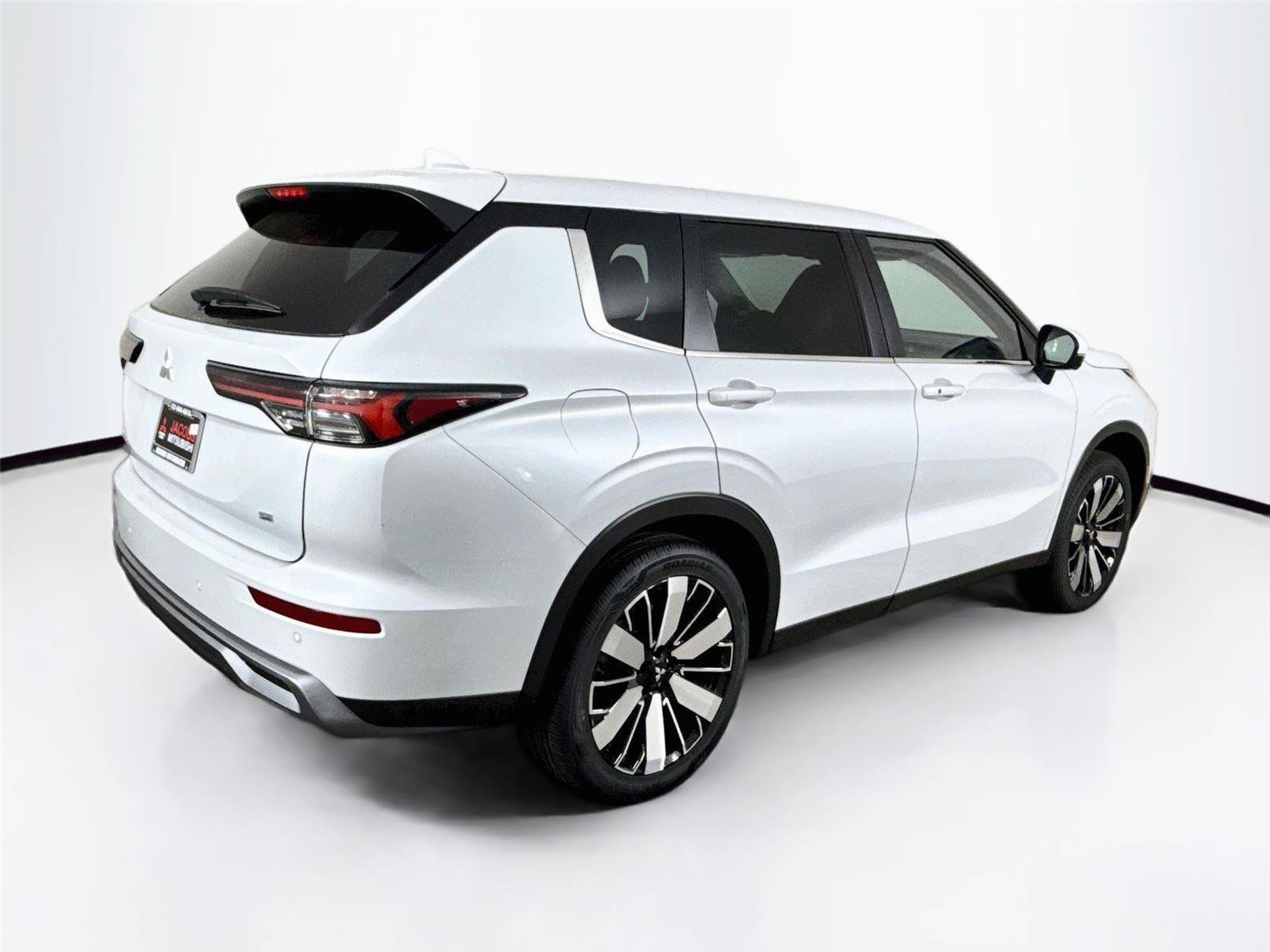 New 2026 Mitsubishi Outlander SE FWD image 33