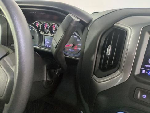 Used 2022 Chevrolet Silverado 1500 Custom Trail Boss w/ Midnight Edition AWD/4WD image 25