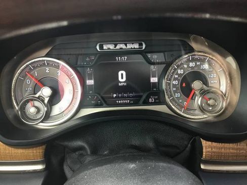 Used 2019 RAM 1500 Limited AWD/4WD image 17