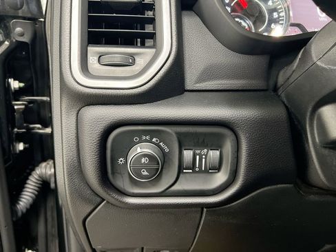 Used 2022 RAM 2500 Laramie AWD/4WD image 18