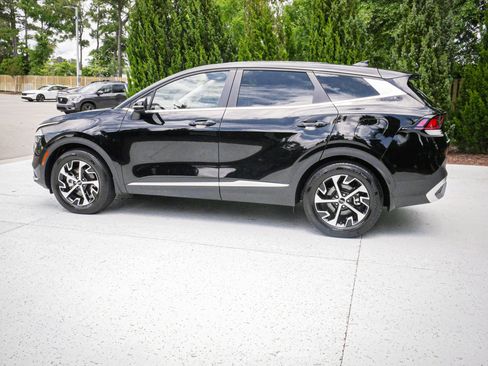 Used 2024 Kia Sportage EX FWD image 7